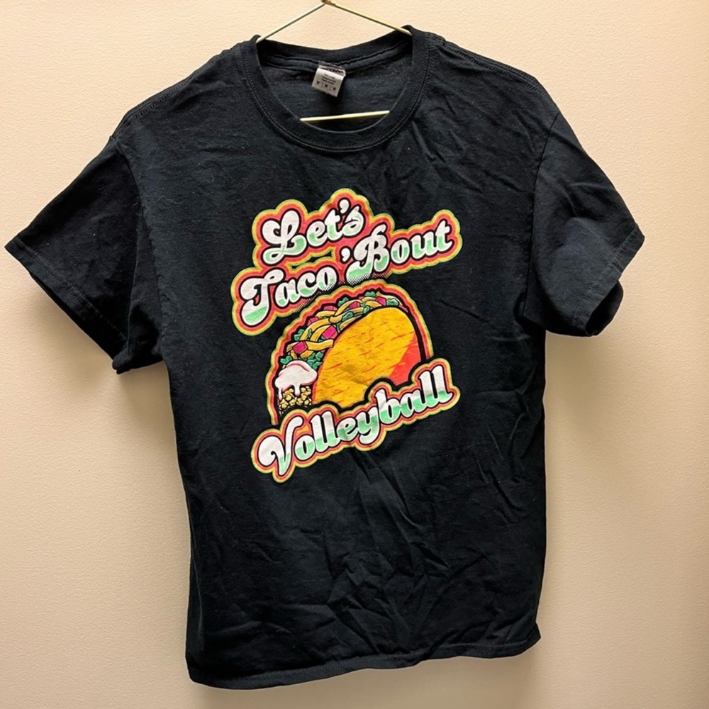 Let’s Taco’ Bout Volleyball Tshirt size medium